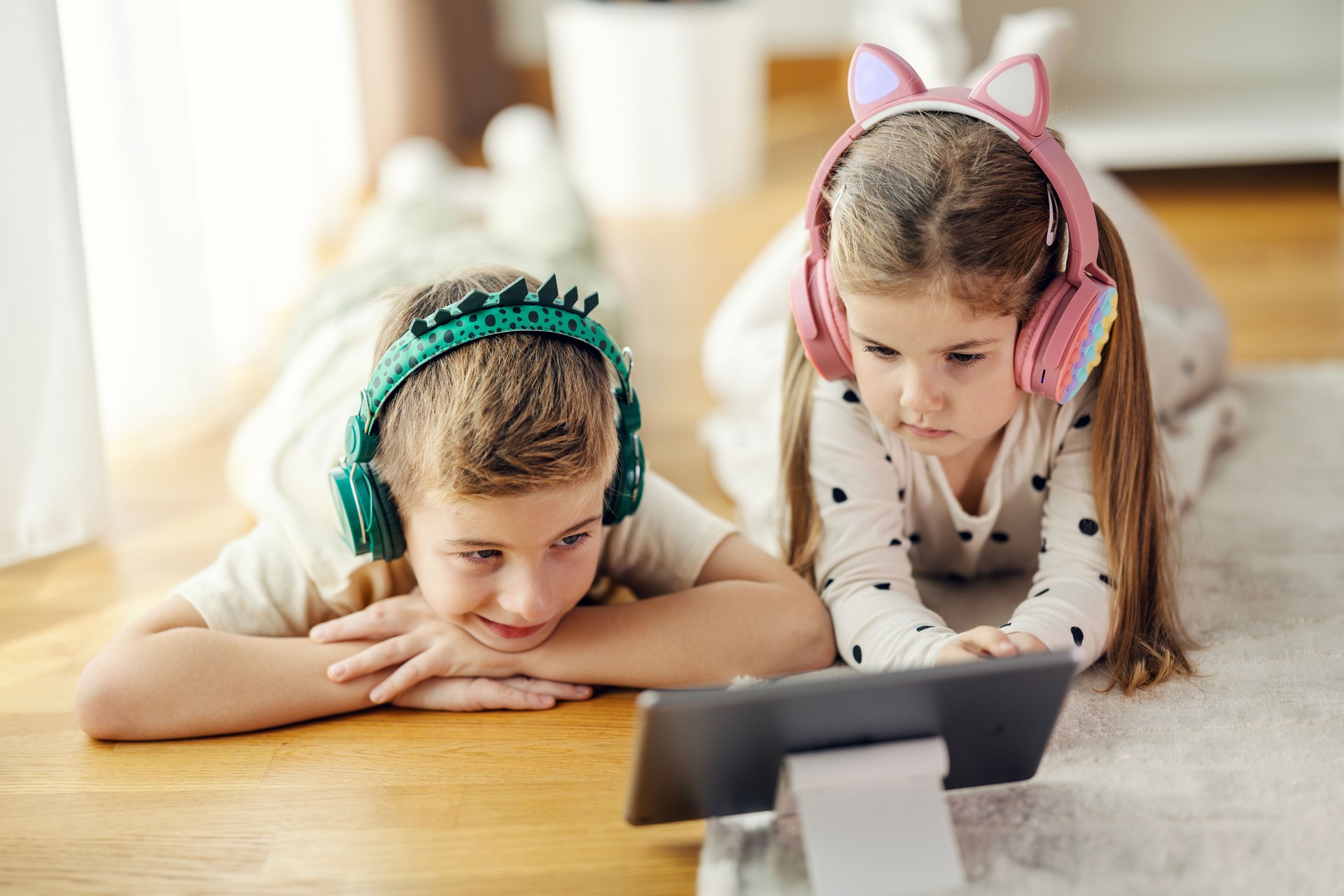 Hızlı sahne geçişlerinin beyne etkisi görseli. ankara cocuk psikolog